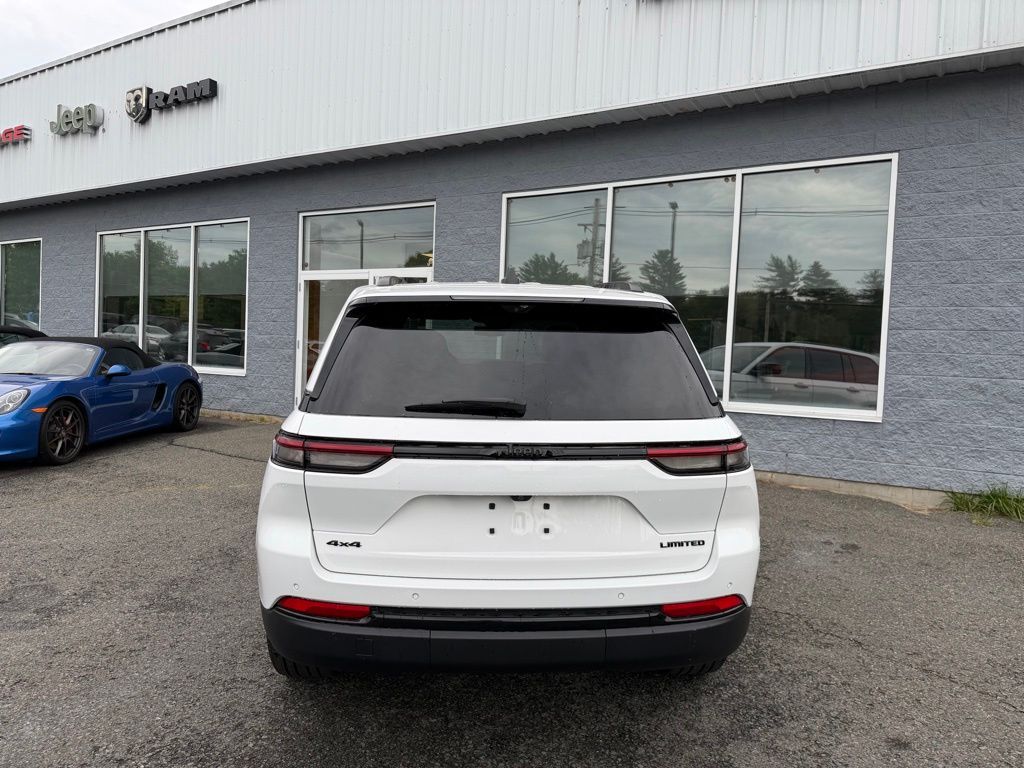 2025 Jeep Grand Cherokee Limited Orange MA