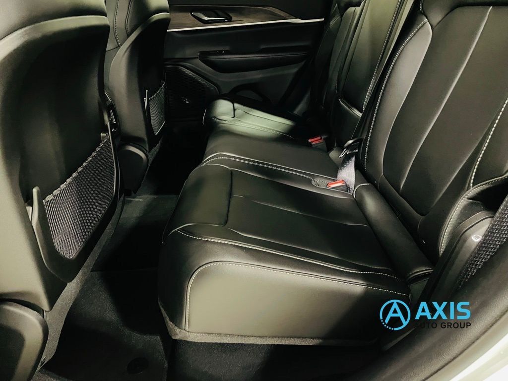 2025 Jeep Grand Cherokee Limited Jersey City NJ