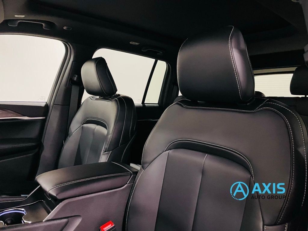 2025 Jeep Grand Cherokee Limited Jersey City NJ