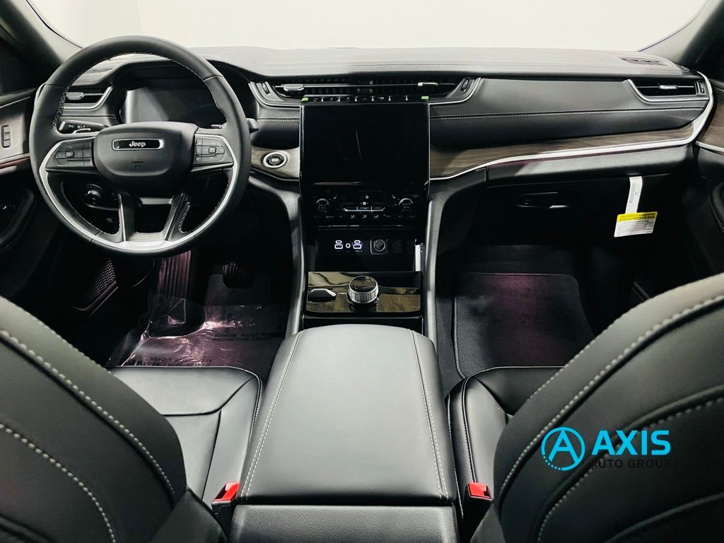 2025 Jeep Grand Cherokee Limited Jersey City NJ