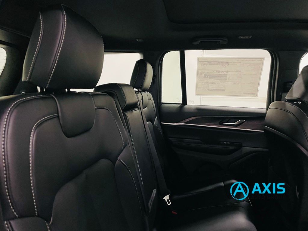 2025 Jeep Grand Cherokee Limited Jersey City NJ