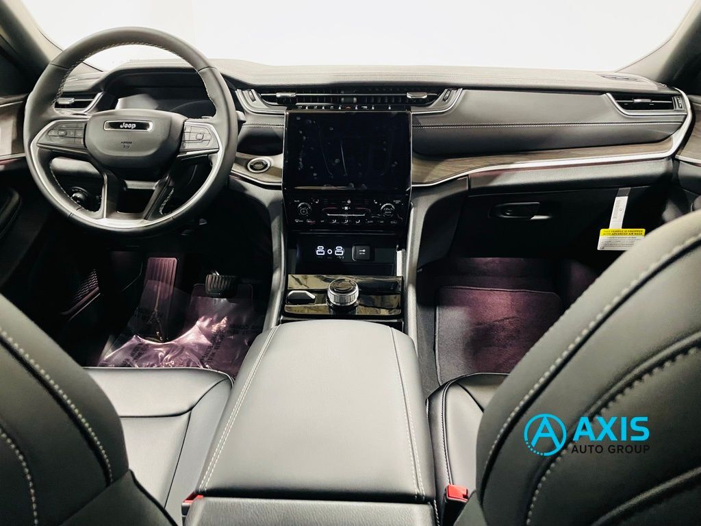 2025 Jeep Grand Cherokee Limited Jersey City NJ