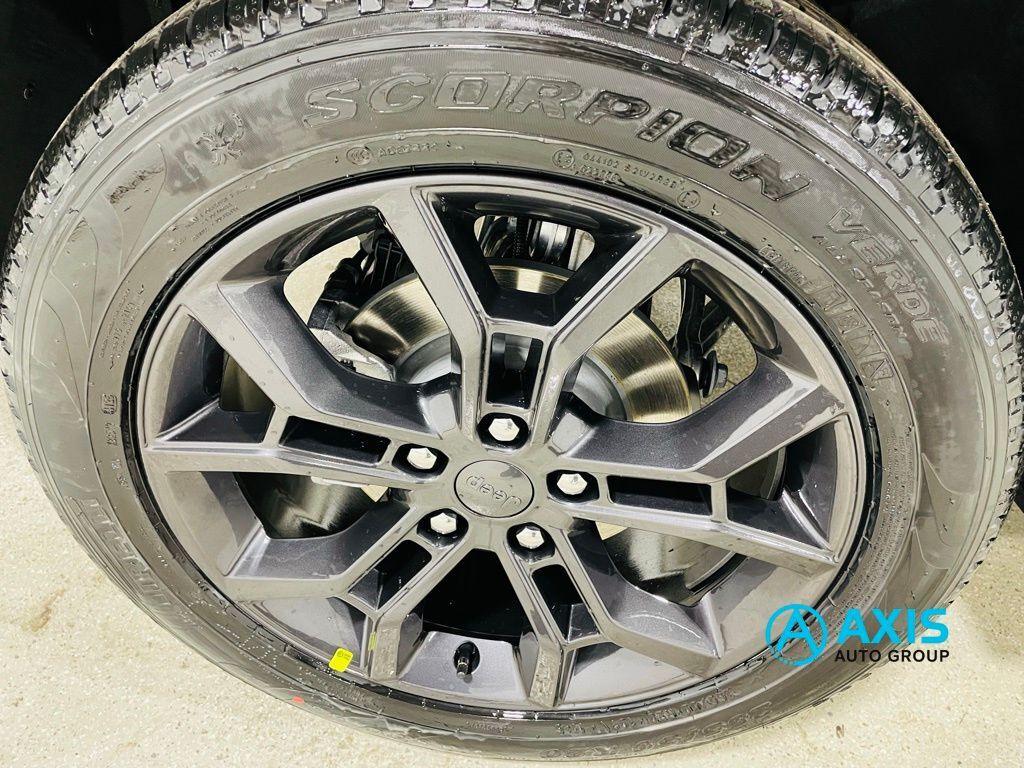 2025 Jeep Grand Cherokee Limited Jersey City NJ