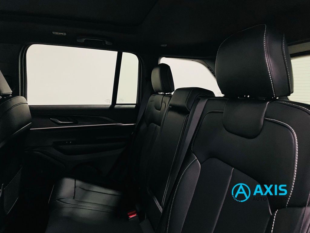 2025 Jeep Grand Cherokee Limited Jersey City NJ