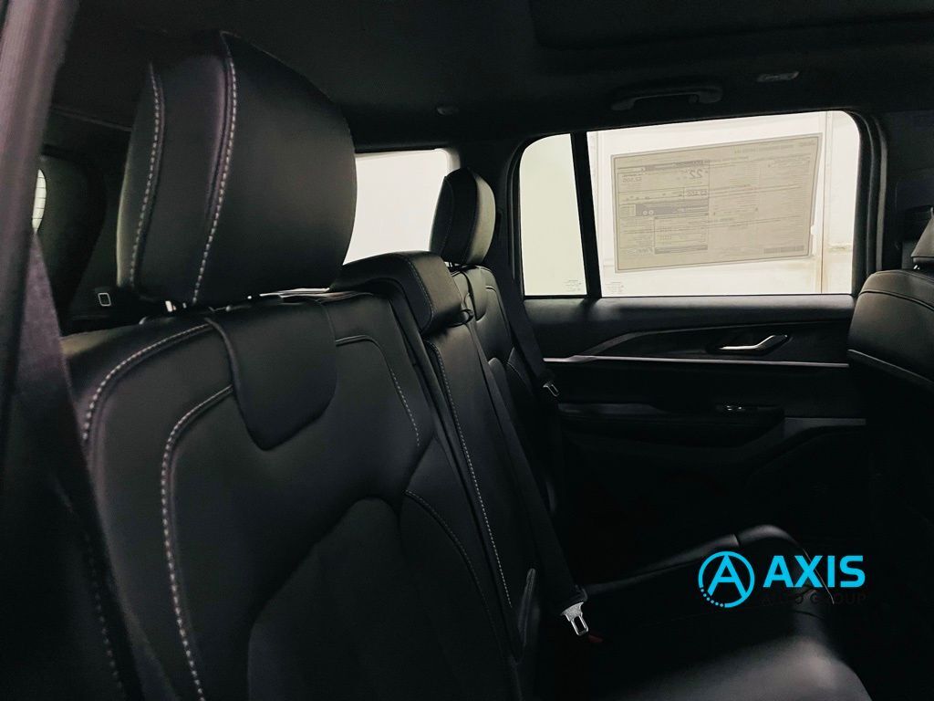 2025 Jeep Grand Cherokee Limited Jersey City NJ