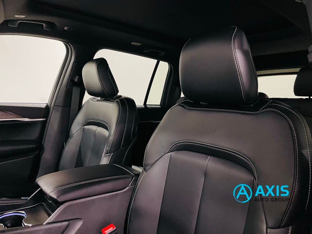 2025 Jeep Grand Cherokee Limited Jersey City NJ