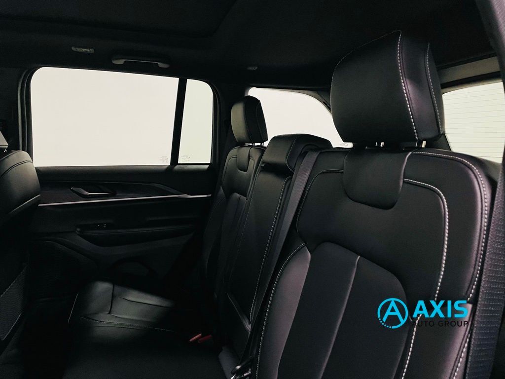 2025 Jeep Grand Cherokee Limited Jersey City NJ