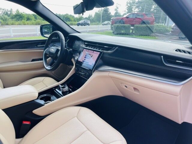 2025 Jeep Grand Cherokee Limited Marshfield MA
