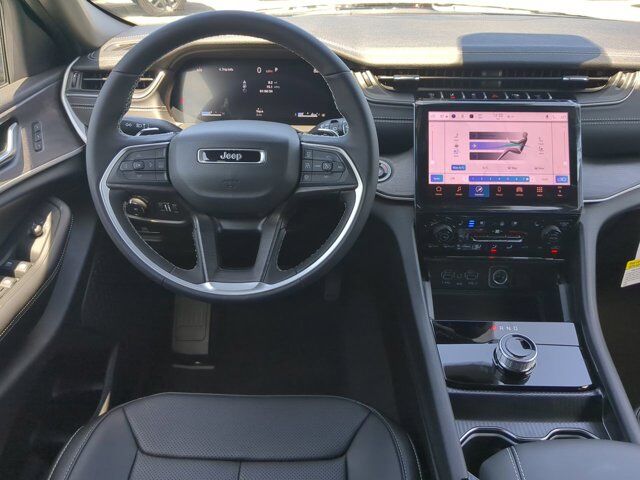 2025 Jeep Grand Cherokee Limited Appleton WI