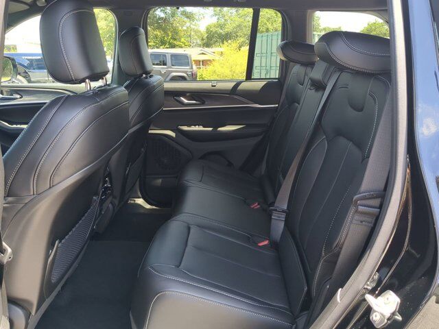 2025 Jeep Grand Cherokee Limited Appleton WI