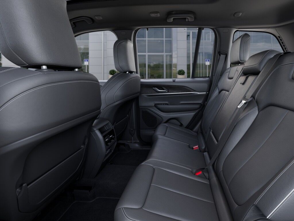 2025 Jeep Grand Cherokee Limited Owego NY