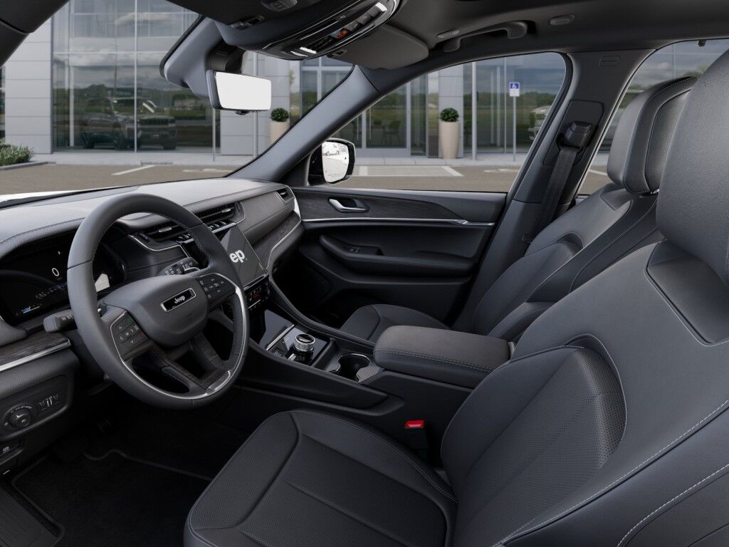 2025 Jeep Grand Cherokee Limited Owego NY