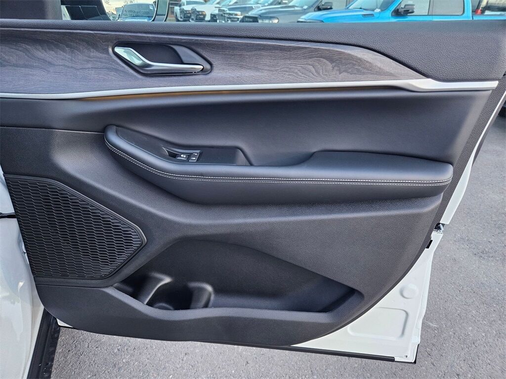 2025 Jeep Grand Cherokee Limited Gresham OR