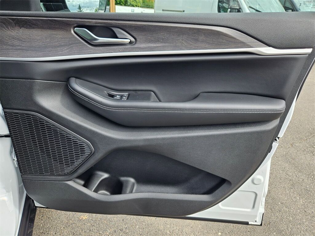 2025 Jeep Grand Cherokee Limited Gresham OR