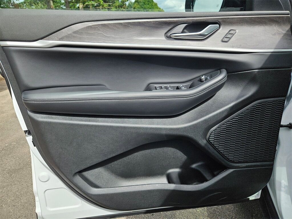 2025 Jeep Grand Cherokee Limited Gresham OR