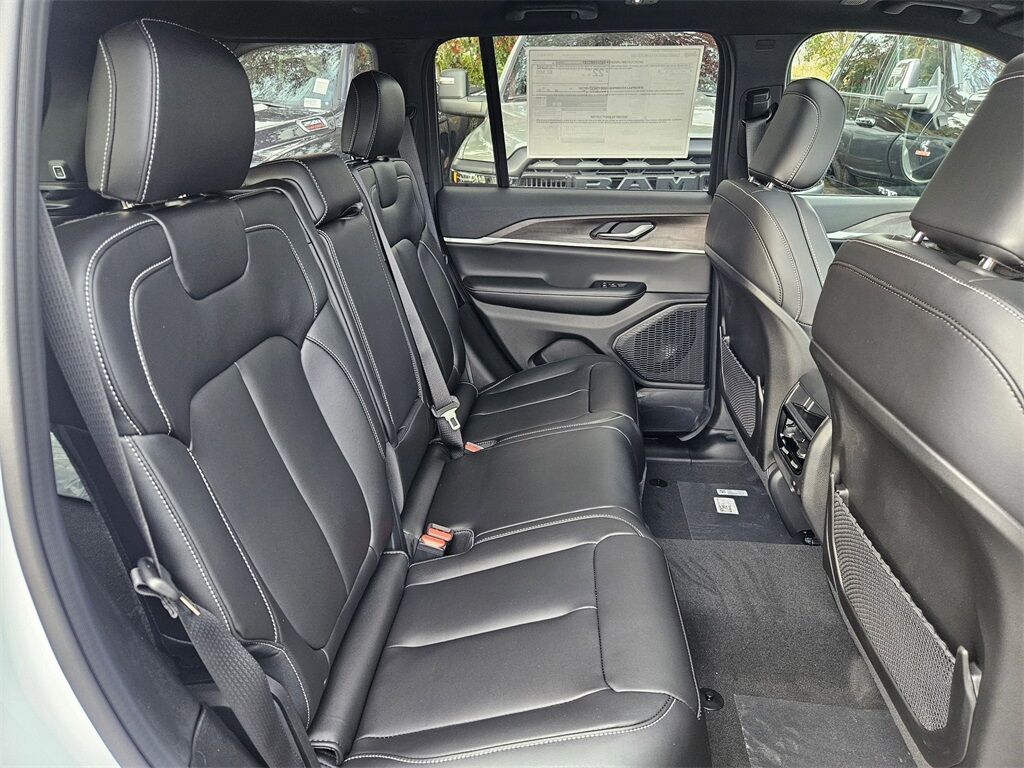 2025 Jeep Grand Cherokee Limited Gresham OR