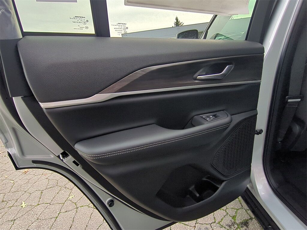 2025 Jeep Grand Cherokee Limited Gresham OR