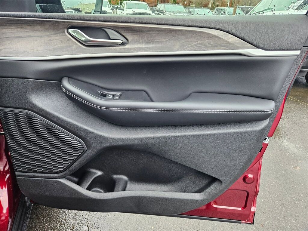 2025 Jeep Grand Cherokee Limited Gresham OR