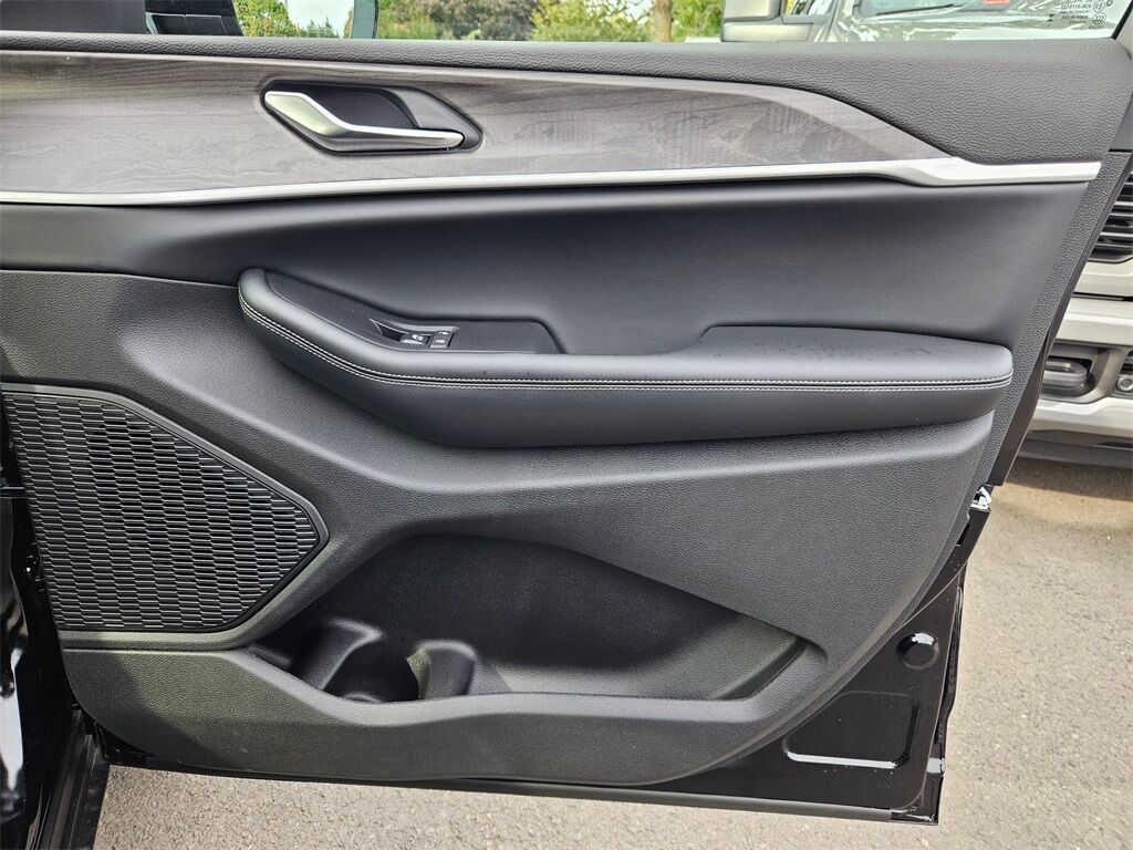 2025 Jeep Grand Cherokee Limited Gresham OR