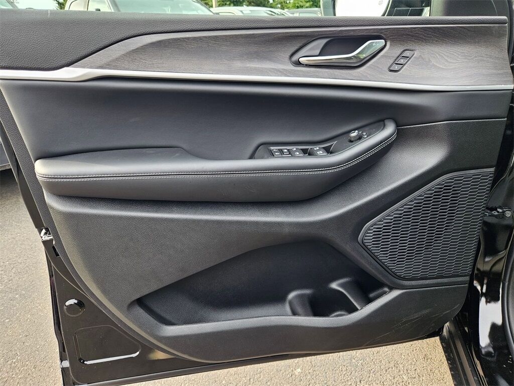 2025 Jeep Grand Cherokee Limited Gresham OR