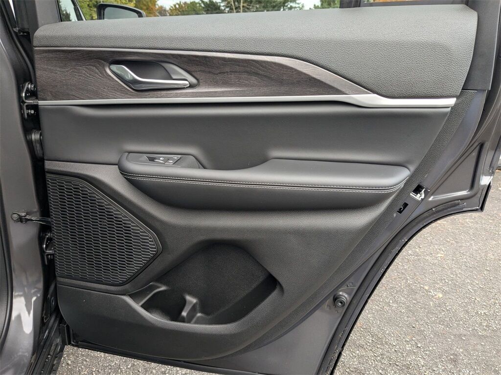 2025 Jeep Grand Cherokee Limited Gresham OR