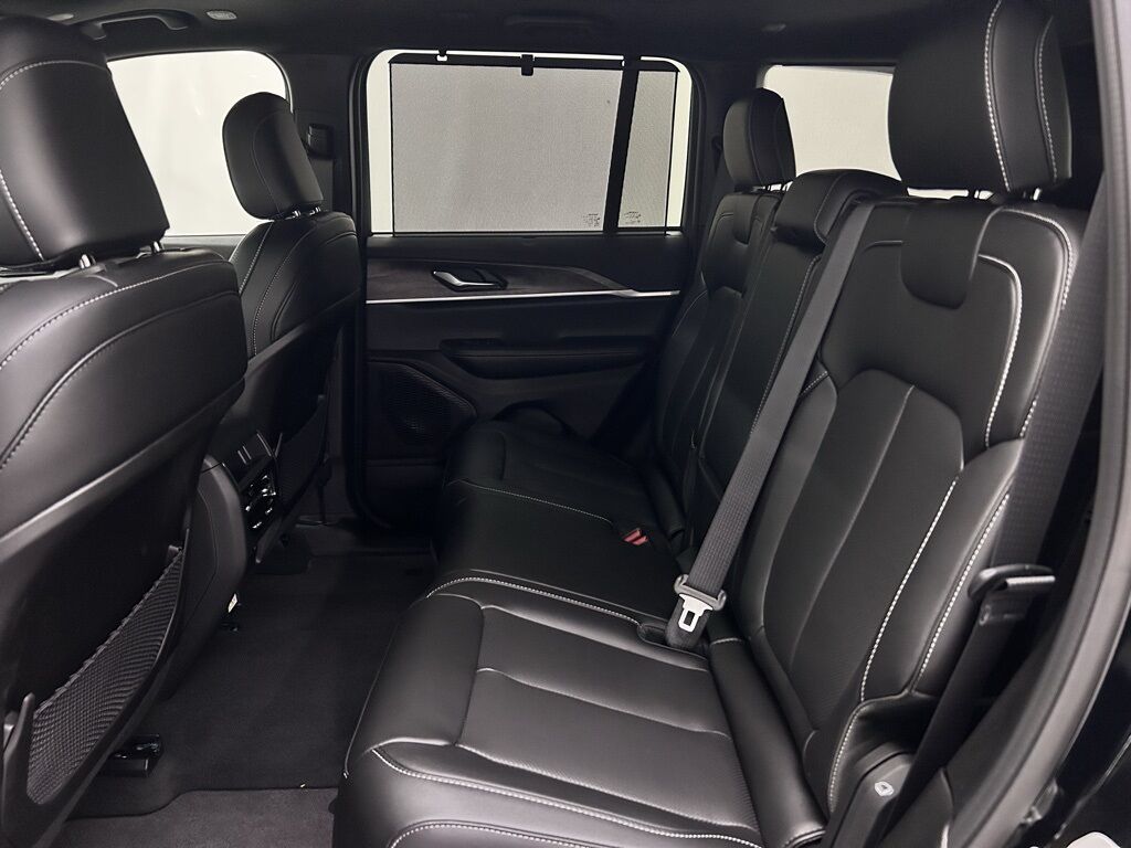 2025 Jeep Grand Cherokee Limited Portland OR