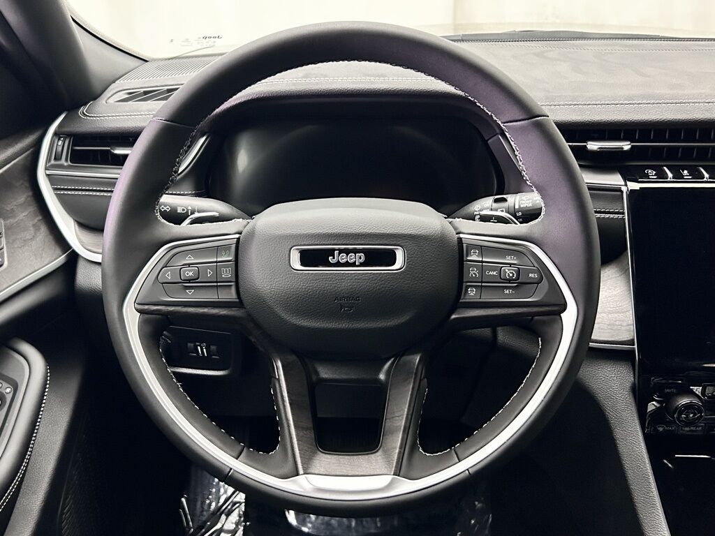 2025 Jeep Grand Cherokee Limited Portland OR