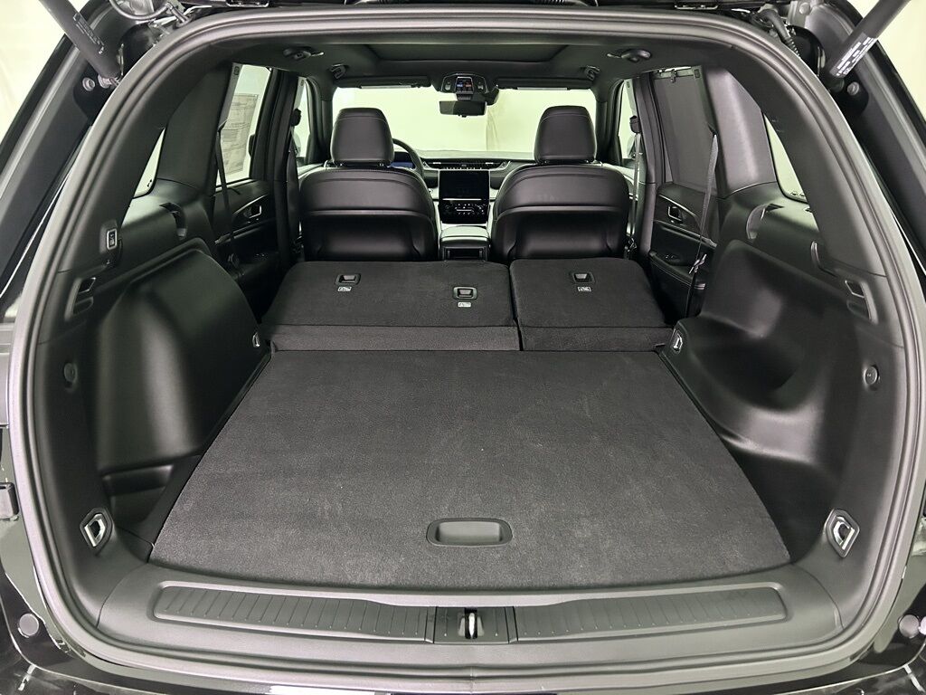 2025 Jeep Grand Cherokee Limited Portland OR