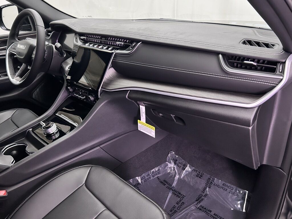 2025 Jeep Grand Cherokee Limited Portland OR