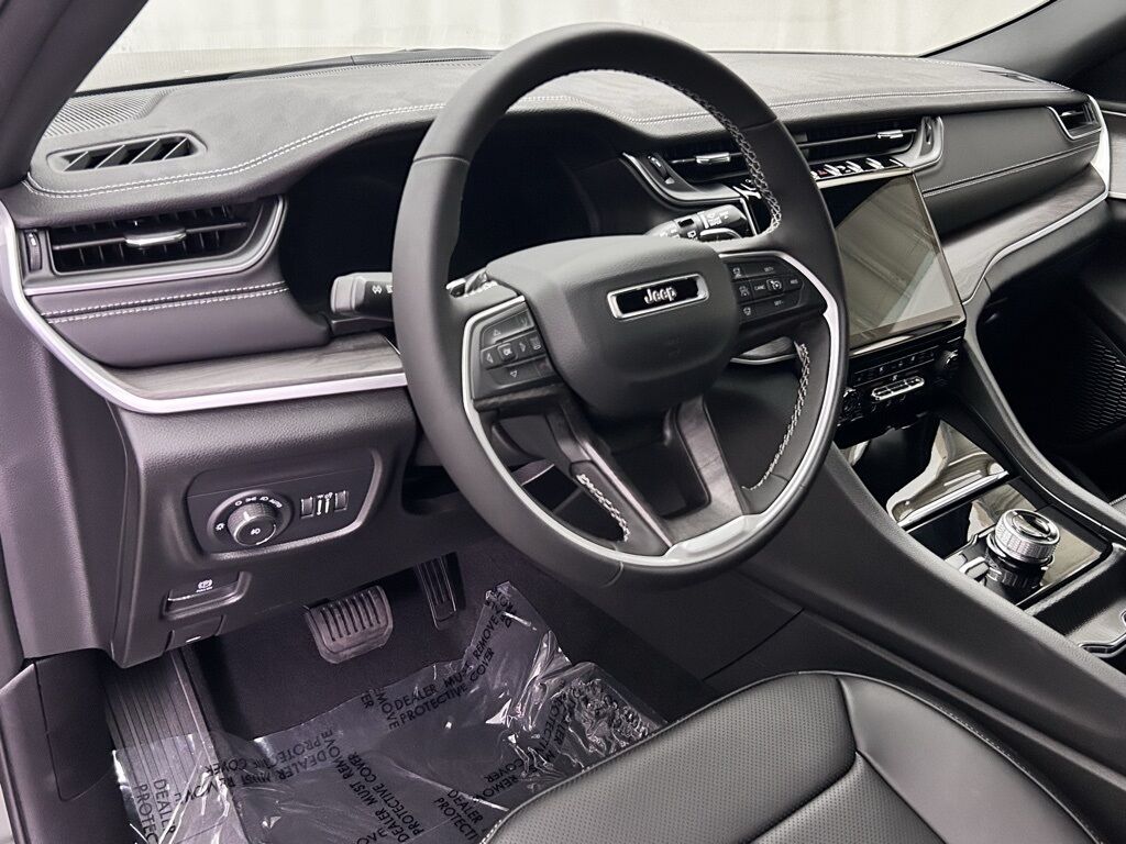 2025 Jeep Grand Cherokee Limited Portland OR