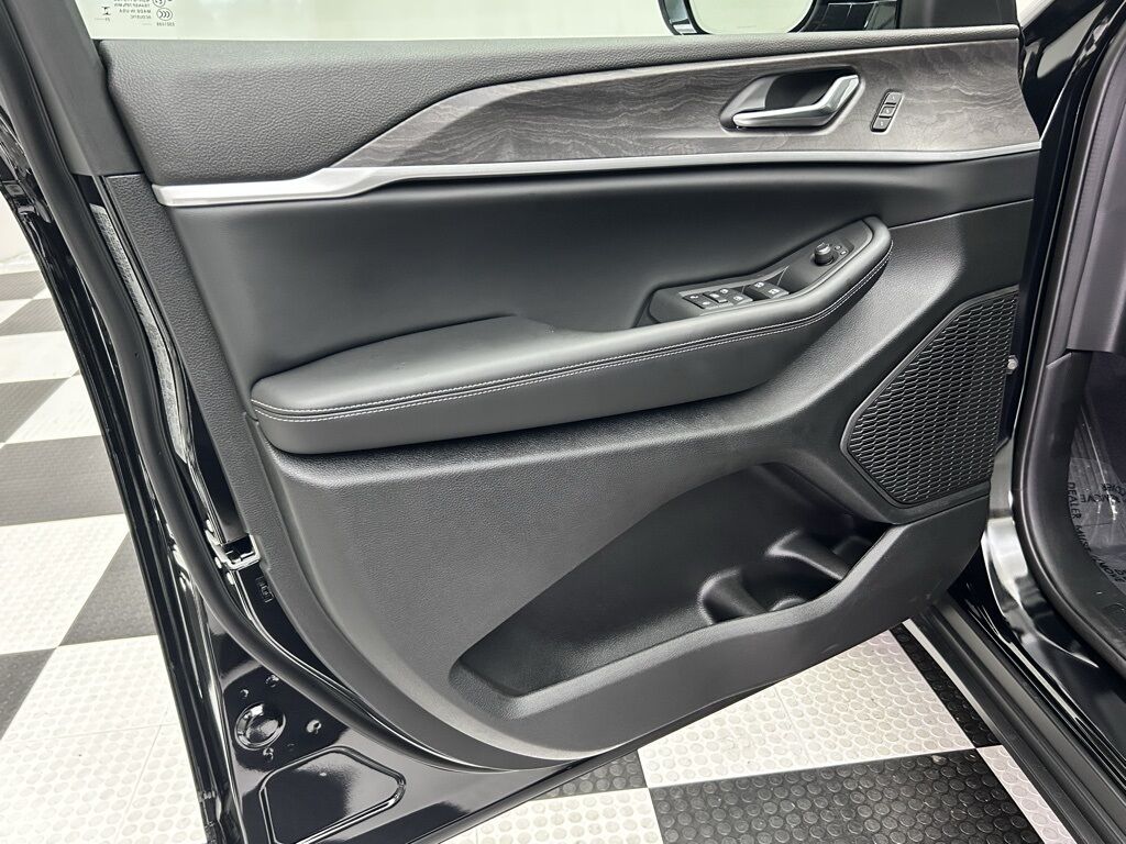 2025 Jeep Grand Cherokee Limited Portland OR