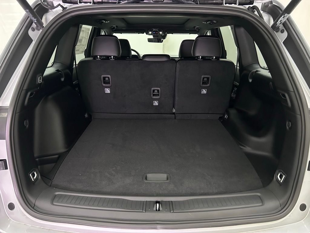 2025 Jeep Grand Cherokee Limited Portland OR