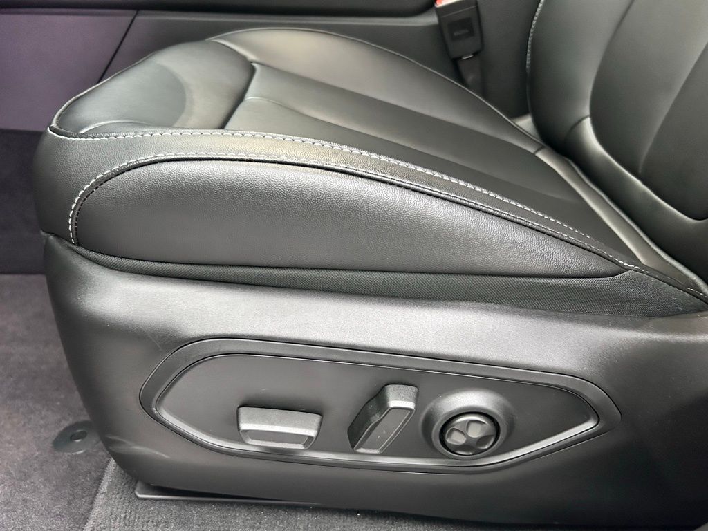 2025 Jeep Grand Cherokee Limited Portland OR