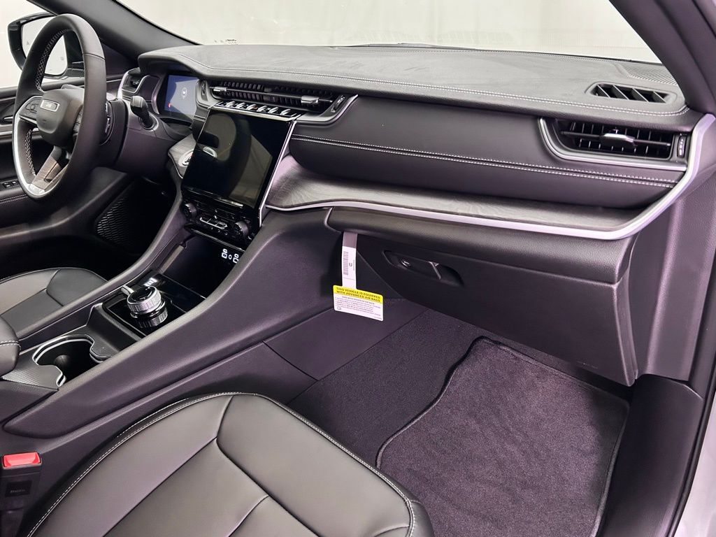 2025 Jeep Grand Cherokee Limited Portland OR