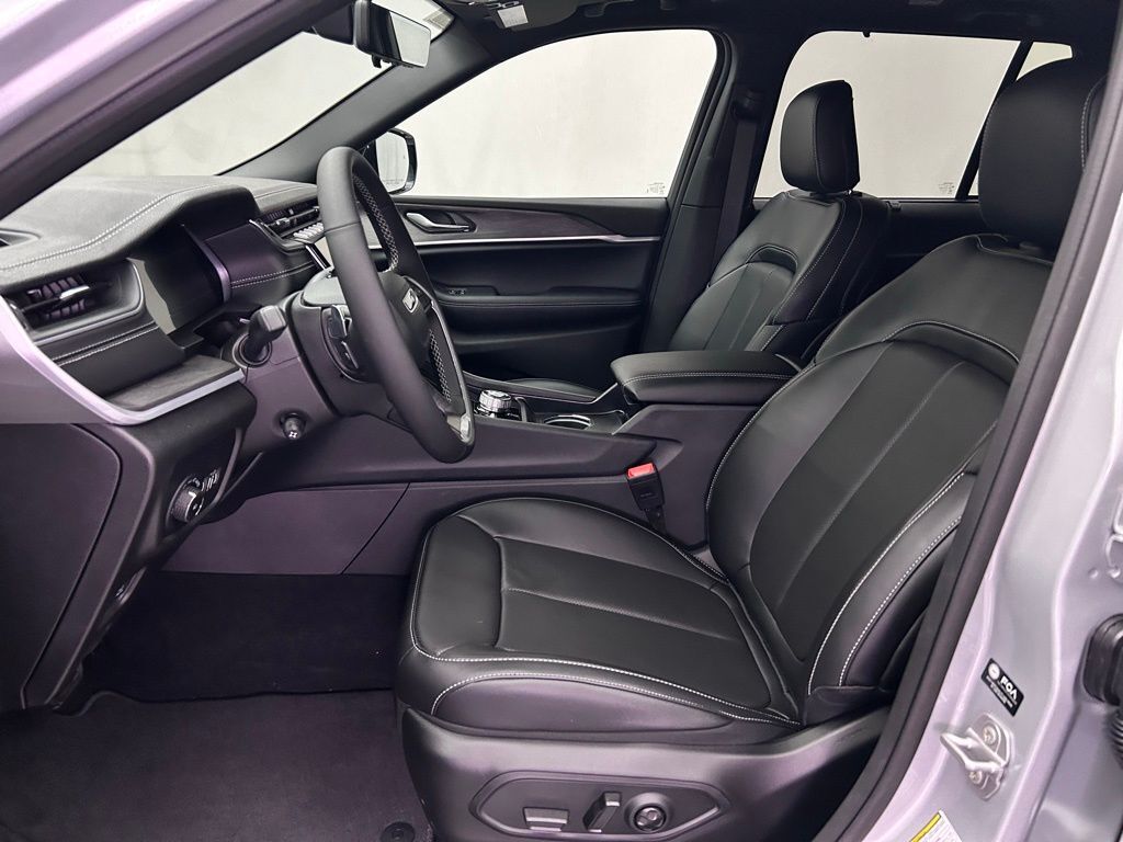 2025 Jeep Grand Cherokee Limited Portland OR