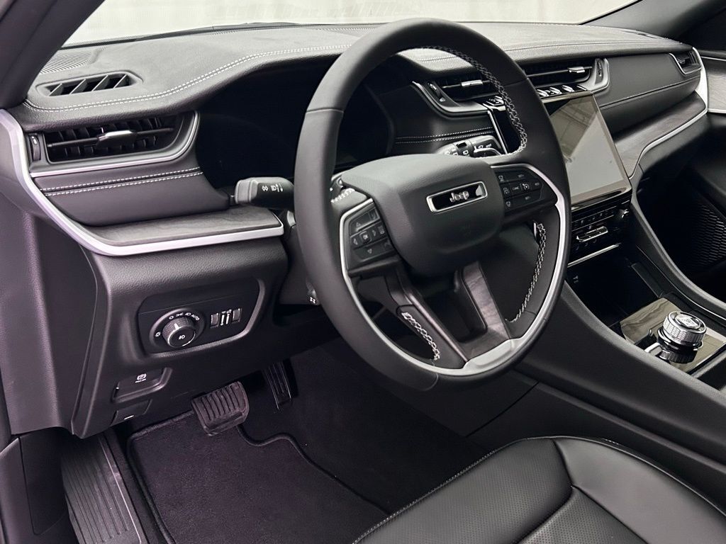 2025 Jeep Grand Cherokee Limited Portland OR