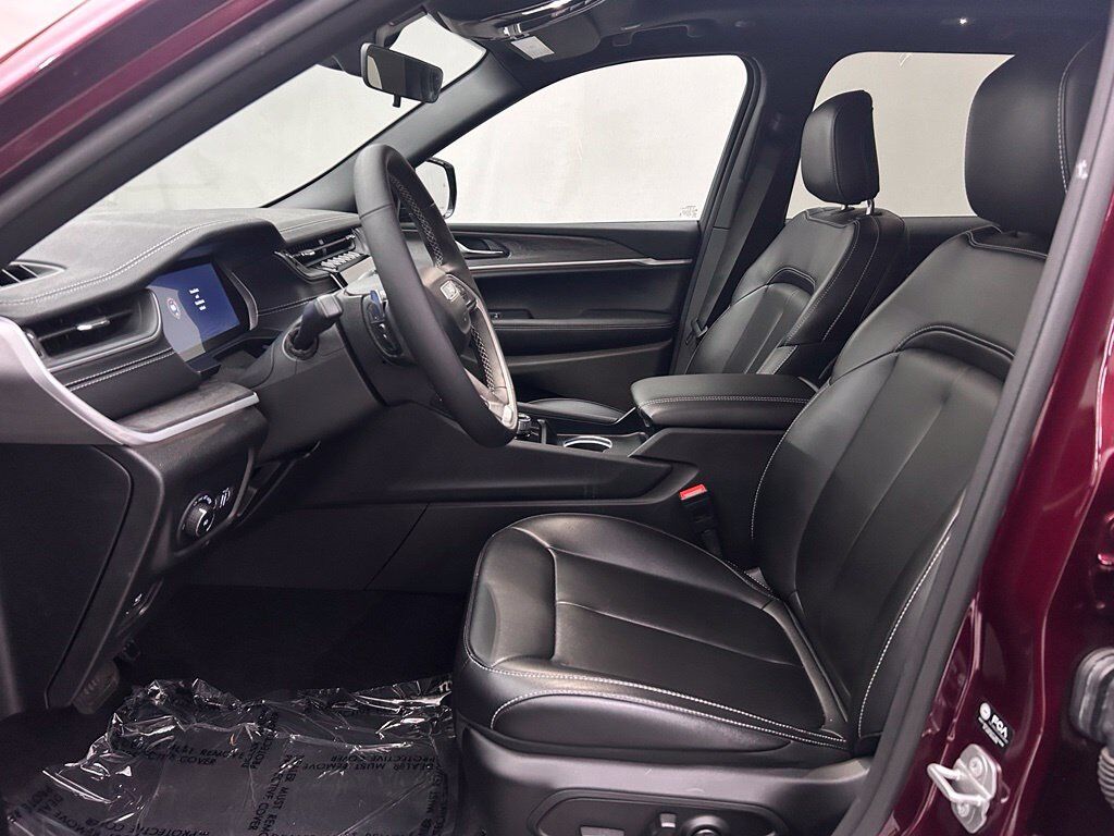 2025 Jeep Grand Cherokee Limited Portland OR