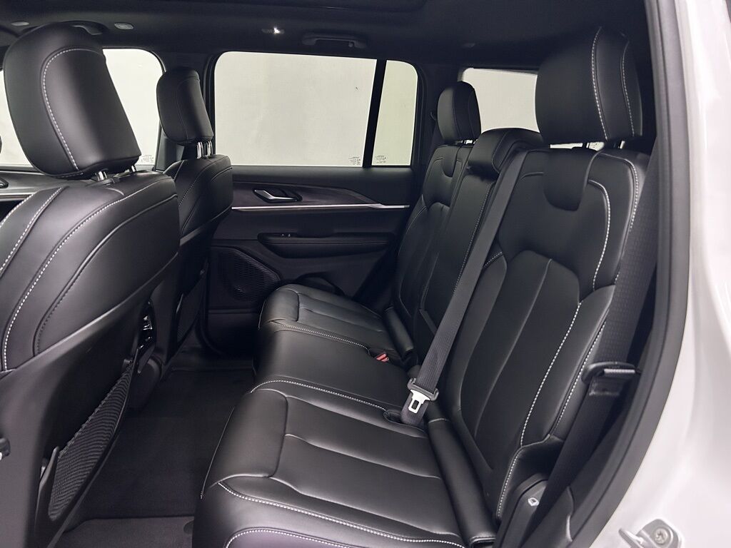 2025 Jeep Grand Cherokee Limited Portland OR