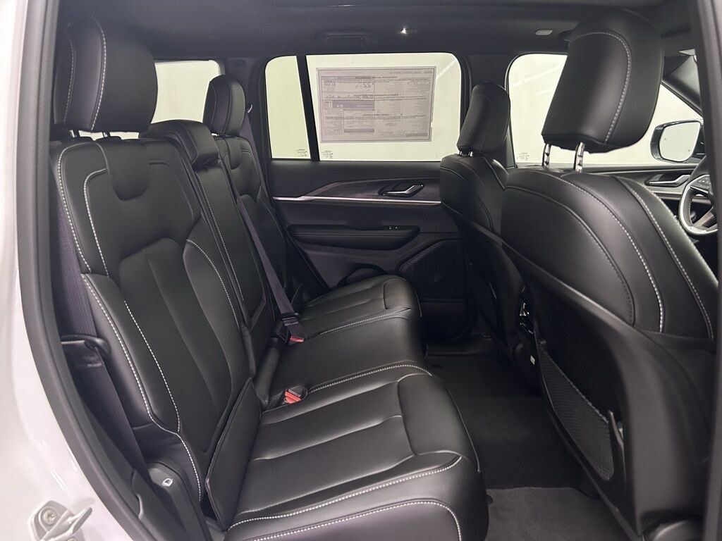 2025 Jeep Grand Cherokee Limited Portland OR