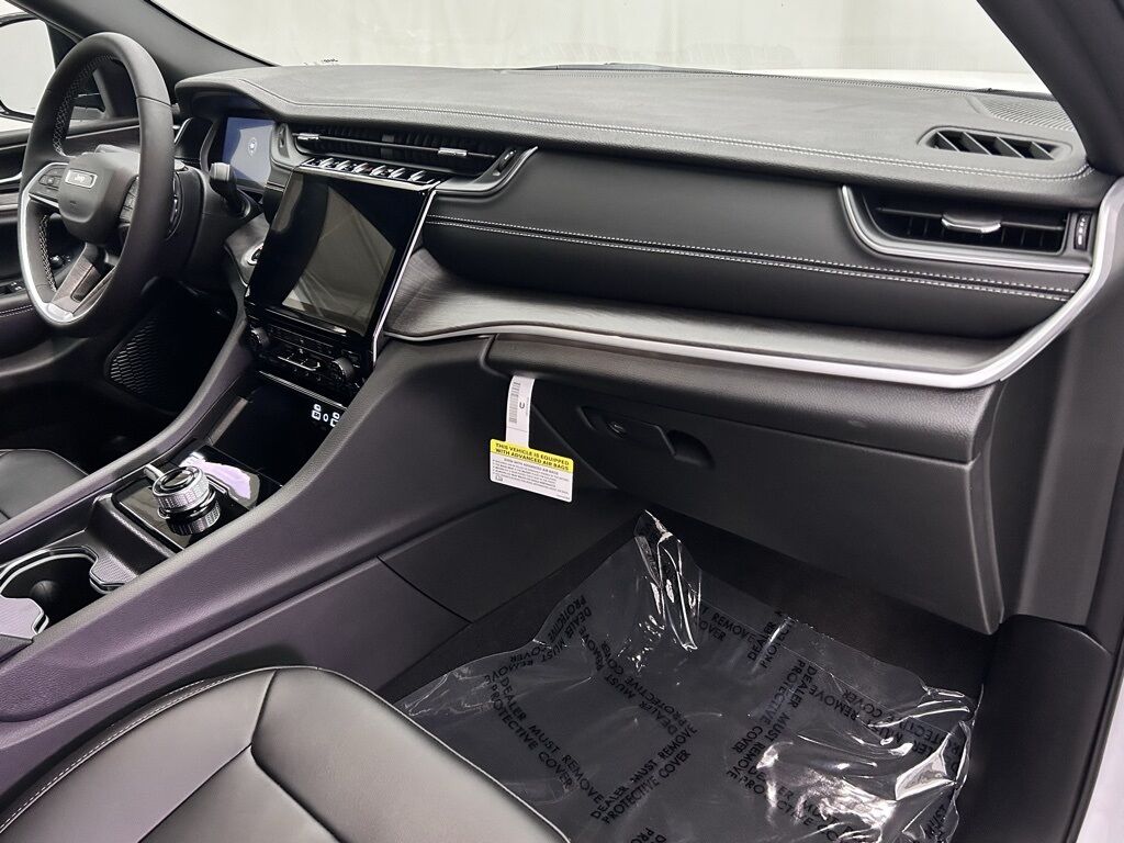 2025 Jeep Grand Cherokee Limited Portland OR