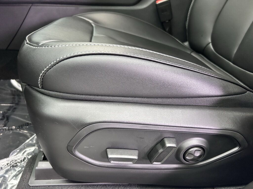 2025 Jeep Grand Cherokee Limited Portland OR