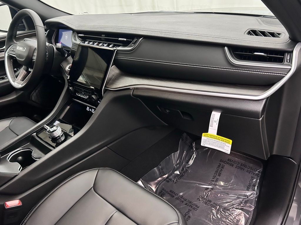 2025 Jeep Grand Cherokee Limited Portland OR