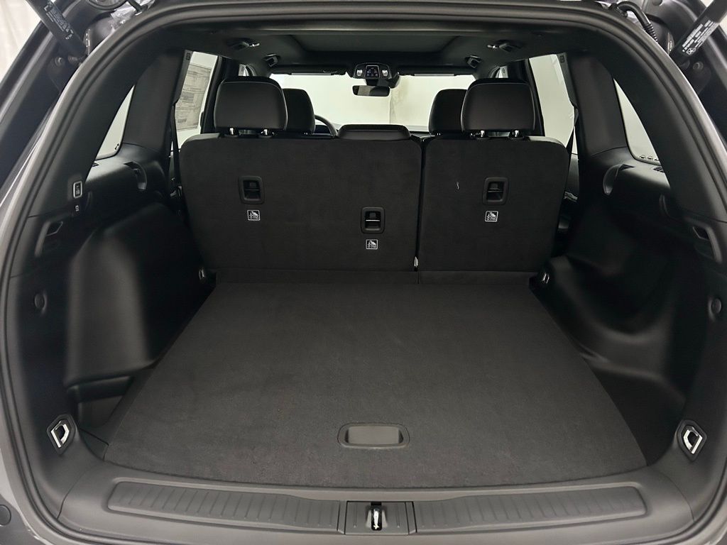 2025 Jeep Grand Cherokee Limited Portland OR