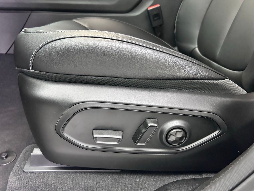 2025 Jeep Grand Cherokee Limited Portland OR