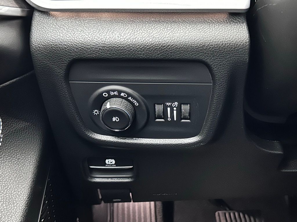 2025 Jeep Grand Cherokee Limited Portland OR