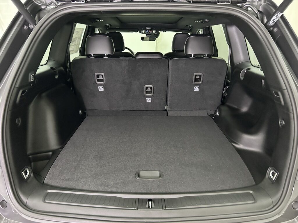 2025 Jeep Grand Cherokee Limited Portland OR