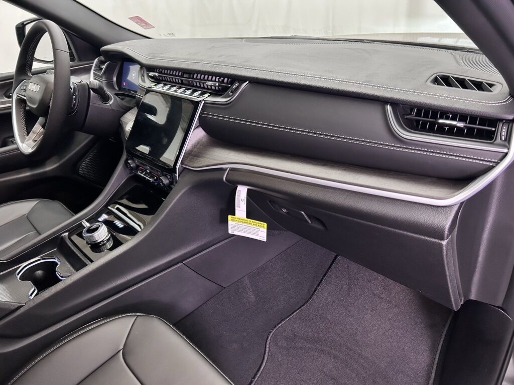 2025 Jeep Grand Cherokee Limited Portland OR