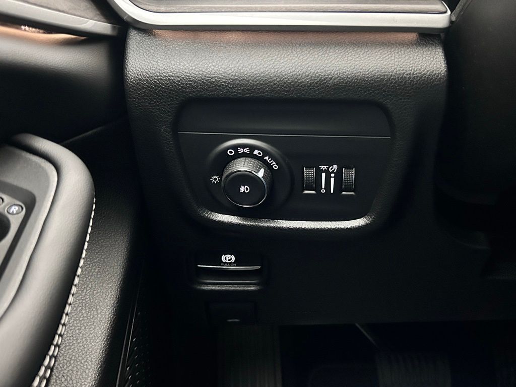 2025 Jeep Grand Cherokee Limited Portland OR
