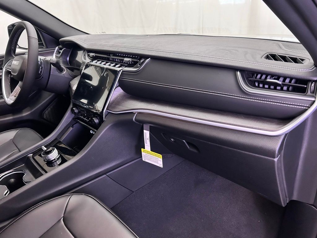 2025 Jeep Grand Cherokee Limited Portland OR