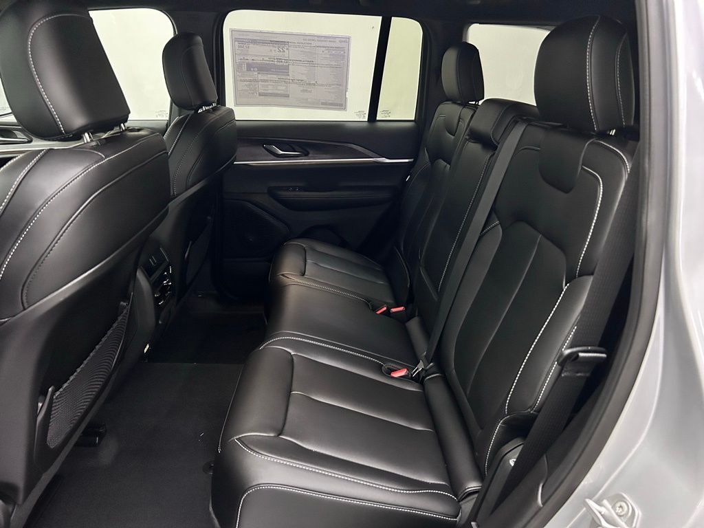 2025 Jeep Grand Cherokee Limited Portland OR